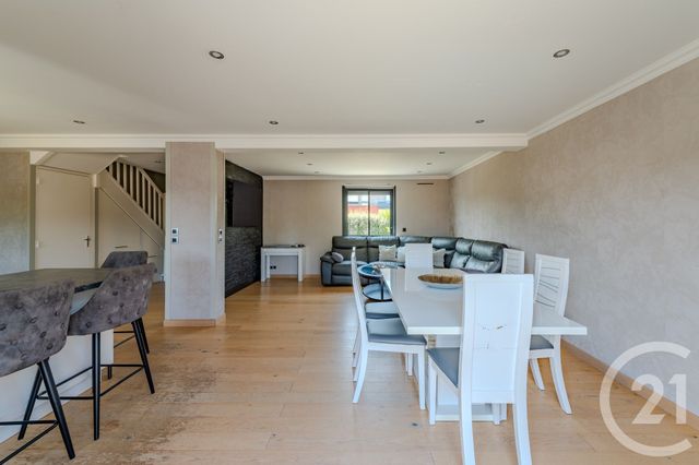 Maison &agrave; louer - 5 pi&egrave;ces - 99,19 m2 - Pipriac - 35 - BRETAGNE