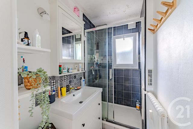 Appartement T4 &agrave; louer - 4 pi&egrave;ces - 68,13 m2 - St Jacques De La Lande - 35 - BRETAGNE