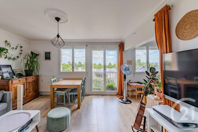 Appartement T4 &agrave; louer - 4 pi&egrave;ces - 68,13 m2 - St Jacques De La Lande - 35 - BRETAGNE