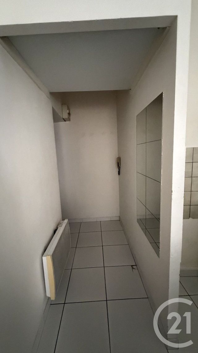 Appartement F3 &agrave; louer - 3 pi&egrave;ces - 51 m2 - Verzeille - 11 - LANGUEDOC-ROUSSILLON