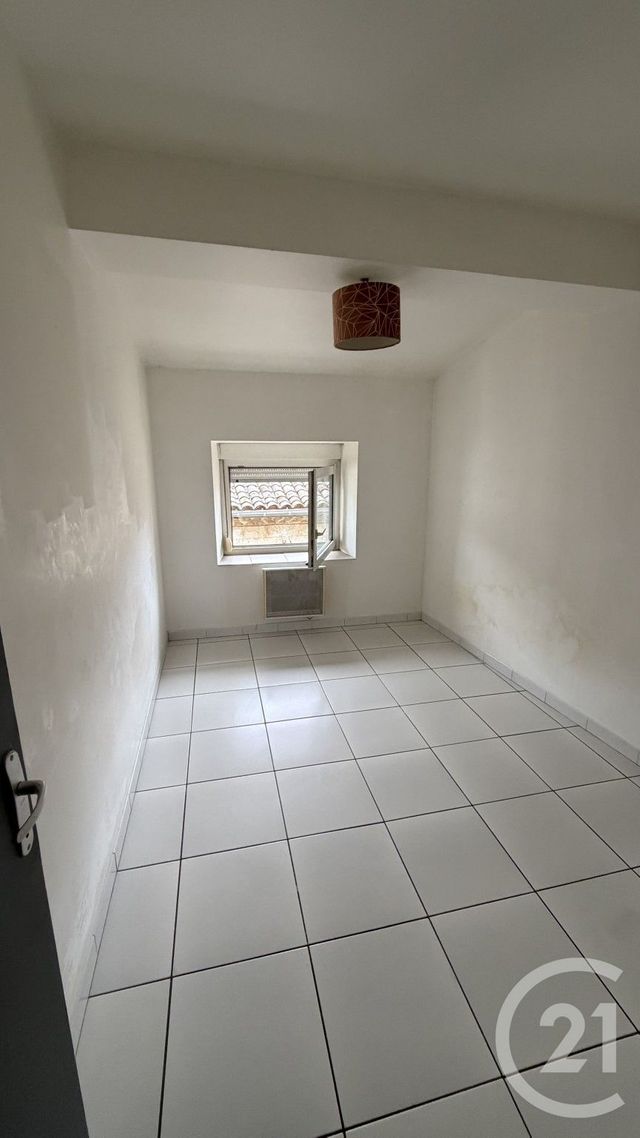 Appartement F3 &agrave; louer - 3 pi&egrave;ces - 51 m2 - Verzeille - 11 - LANGUEDOC-ROUSSILLON