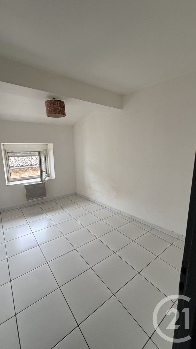 Appartement F3 &agrave; louer - 3 pi&egrave;ces - 51 m2 - Verzeille - 11 - LANGUEDOC-ROUSSILLON