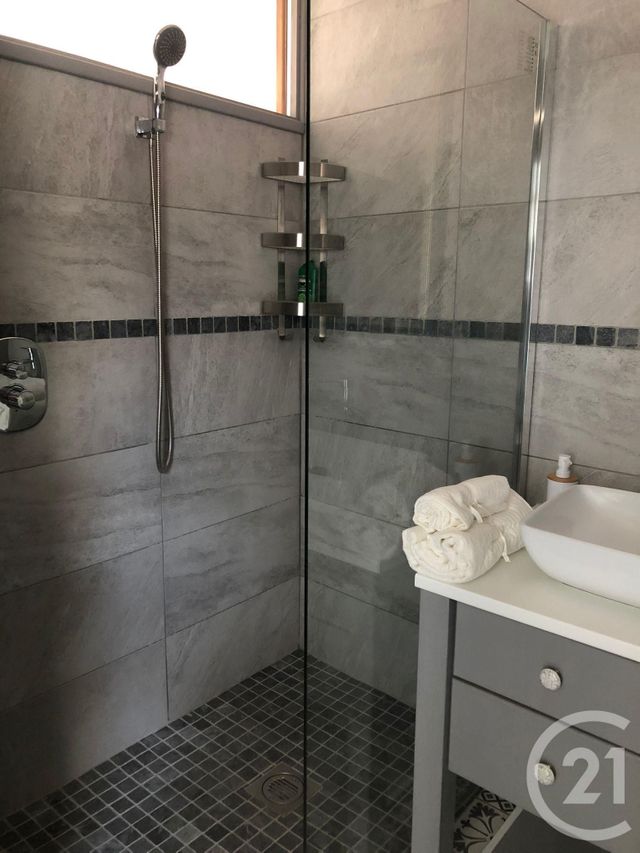 Appartement F2 &agrave; louer - 2 pi&egrave;ces - 31 m2 - Quillan - 11 - LANGUEDOC-ROUSSILLON