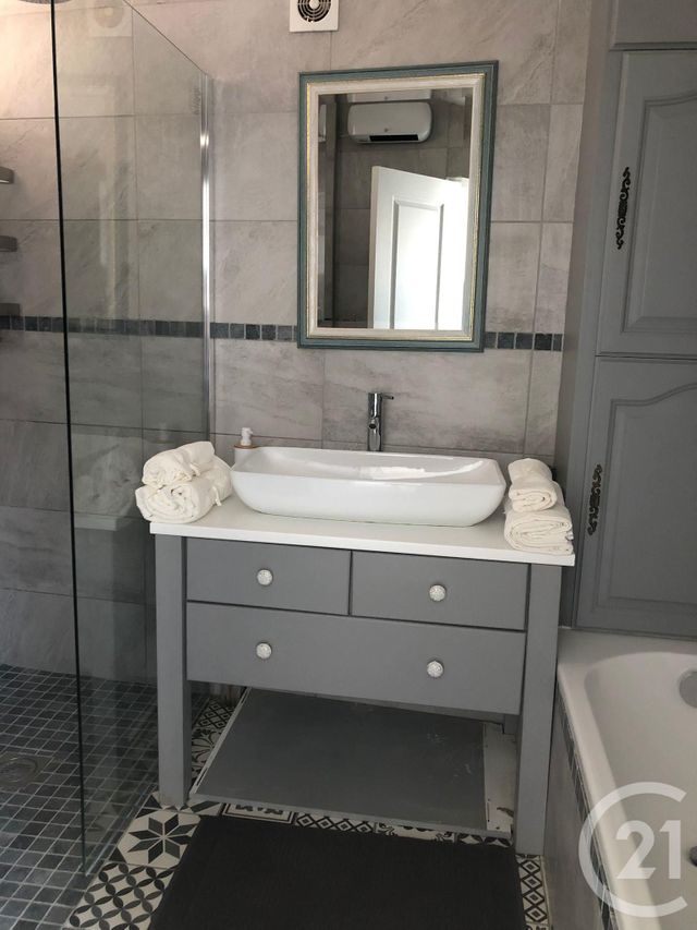 Appartement F2 &agrave; louer - 2 pi&egrave;ces - 31 m2 - Quillan - 11 - LANGUEDOC-ROUSSILLON