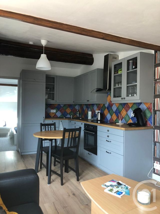 Appartement F2 &agrave; louer - 2 pi&egrave;ces - 31 m2 - Quillan - 11 - LANGUEDOC-ROUSSILLON