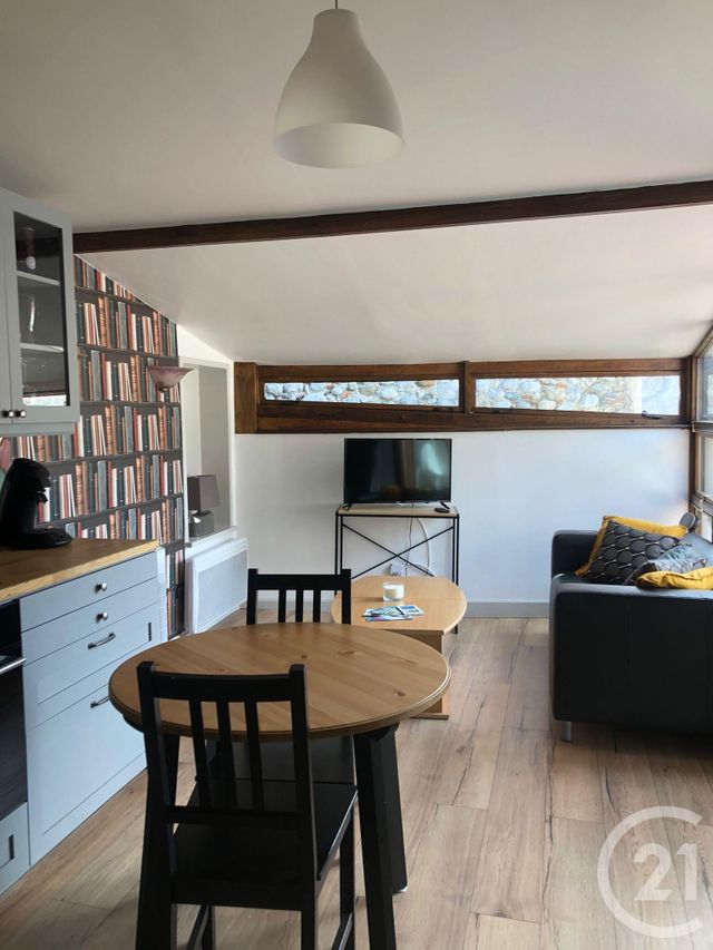 Appartement F2 &agrave; louer - 2 pi&egrave;ces - 31 m2 - Quillan - 11 - LANGUEDOC-ROUSSILLON