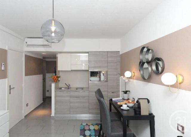 Appartement F1 à vendre - 1 pièce - 22,81 m2 - Juan Les Pins - 06 - PROVENCE-ALPES-COTE-D-AZUR