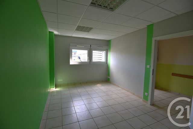 Appartement Local à louer - 3 pièces - 53,18 m2 - Hettange Grande - 57 - LORRAINE