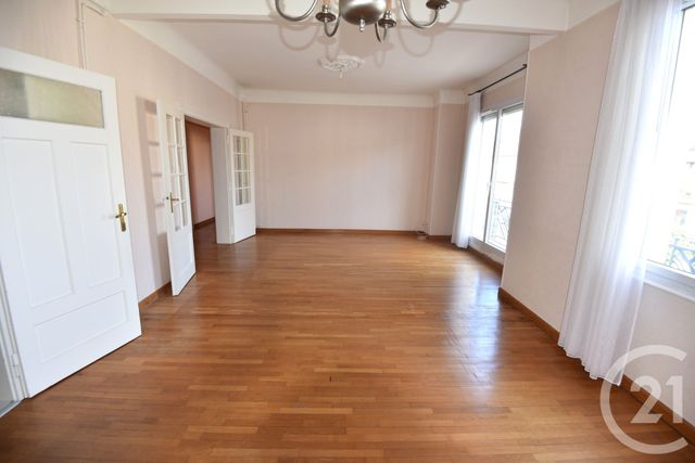 Appartement F5 à vendre - 5 pièces - 100 m2 - Montigny Les Metz - 57 - LORRAINE