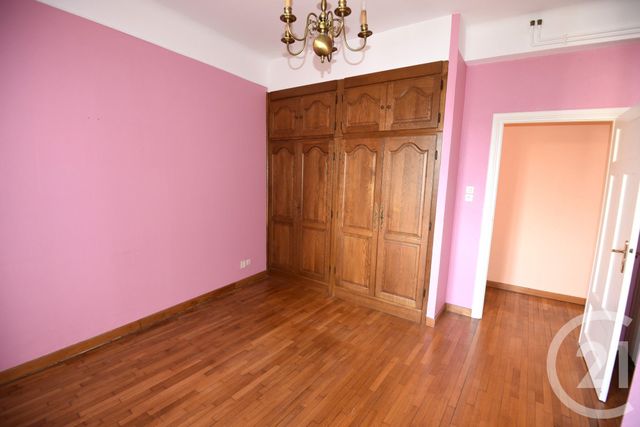 Appartement F5 à vendre - 5 pièces - 100 m2 - Montigny Les Metz - 57 - LORRAINE