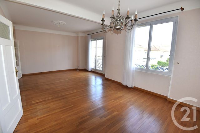 Appartement F5 à vendre - 5 pièces - 100 m2 - Montigny Les Metz - 57 - LORRAINE