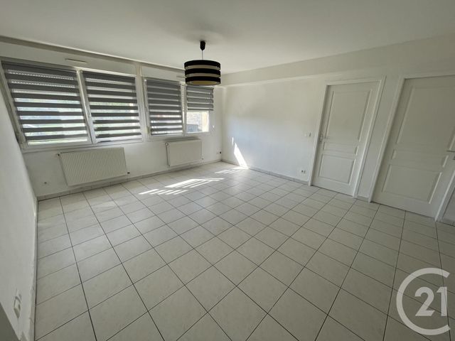 Appartement F4 &agrave; louer - 4 pi&egrave;ces - 84,18 m2 - Clouange - 57 - LORRAINE