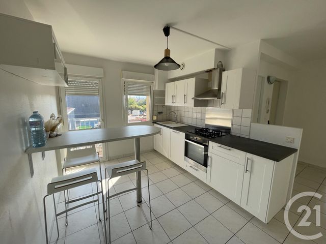 Appartement F4 &agrave; louer - 4 pi&egrave;ces - 84,18 m2 - Clouange - 57 - LORRAINE