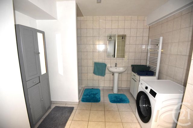 Appartement F3 &agrave; louer - 3 pi&egrave;ces - 69,73 m2 - Florange - 57 - LORRAINE