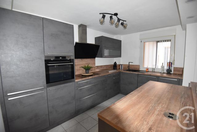 Appartement F3 &agrave; louer - 3 pi&egrave;ces - 69,73 m2 - Florange - 57 - LORRAINE