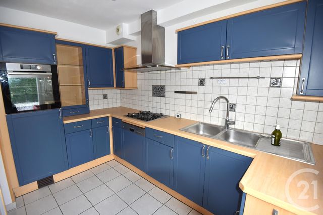 Appartement F3 &agrave; louer - 3 pi&egrave;ces - 84,16 m2 - Hettange Grande - 57 - LORRAINE
