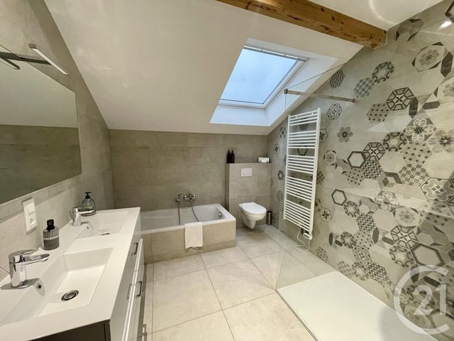 Appartement Duplex à louer - 3 pièces - 82,40 m2 - Puttelange Les Thionville - 57 - LORRAINE