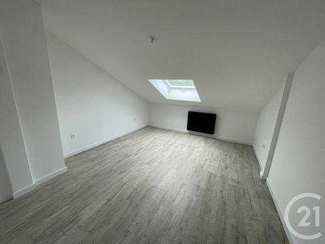 Appartement F5 &agrave; louer - 5 pi&egrave;ces - 89,10 m2 - Hettange Grande - 57 - LORRAINE