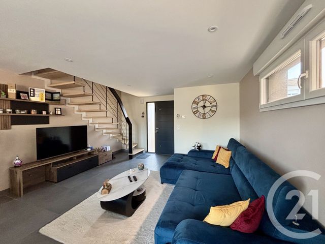 Maison &agrave; louer - 5 pi&egrave;ces - 90,17 m2 - Rettel - 57 - LORRAINE