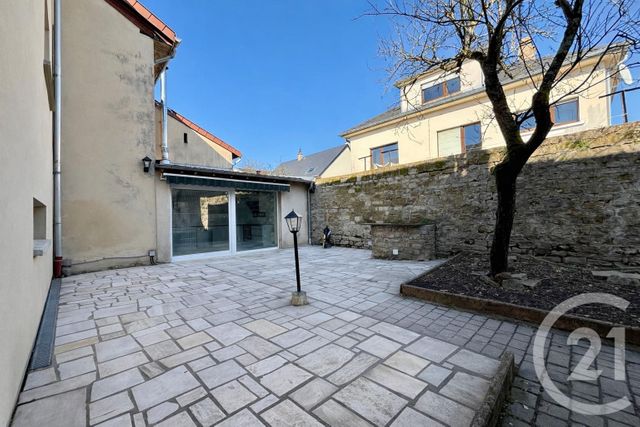 Maison &agrave; louer - 7 pi&egrave;ces - 204,05 m2 - Hettange Grande - 57 - LORRAINE