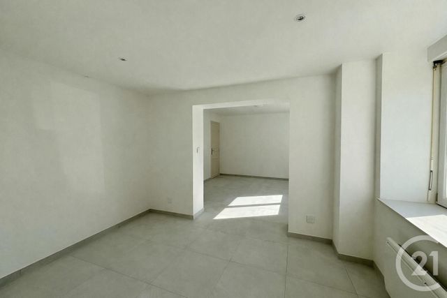 Maison &agrave; louer - 7 pi&egrave;ces - 204,05 m2 - Hettange Grande - 57 - LORRAINE