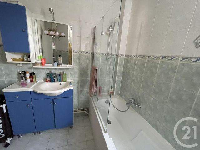 Appartement F2 bis &agrave; louer - 3 pi&egrave;ces - 67,09 m2 - Hagondange - 57 - LORRAINE