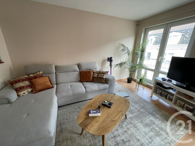 Appartement F2 bis &agrave; louer - 3 pi&egrave;ces - 67,09 m2 - Hagondange - 57 - LORRAINE