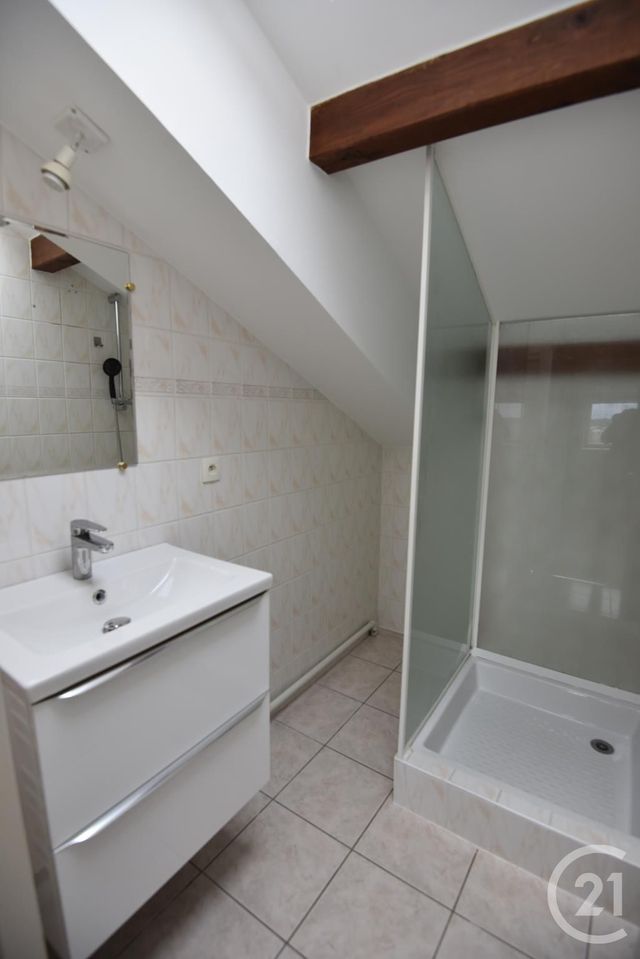 Appartement F4 &agrave; louer - 4 pi&egrave;ces - 75 m2 - Hettange Grande - 57 - LORRAINE