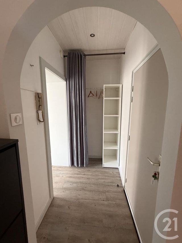 Appartement F2 &agrave; louer - 3 pi&egrave;ces - 60,89 m2 - Amneville Les Thermes - 57 - LORRAINE