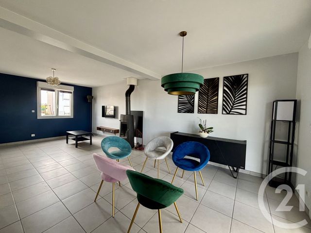 Maison &agrave; louer - 6 pi&egrave;ces - 110,19 m2 - Ottange - 57 - LORRAINE
