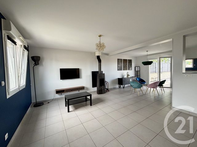 Maison &agrave; louer - 6 pi&egrave;ces - 110,19 m2 - Ottange - 57 - LORRAINE