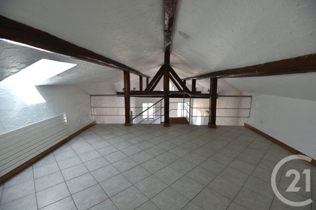 Appartement &agrave; louer - 7 pi&egrave;ces - 200 m2 - Luttange - 57 - LORRAINE