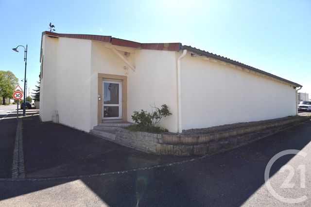 Appartement &agrave; louer - 7 pi&egrave;ces - 200 m2 - Luttange - 57 - LORRAINE