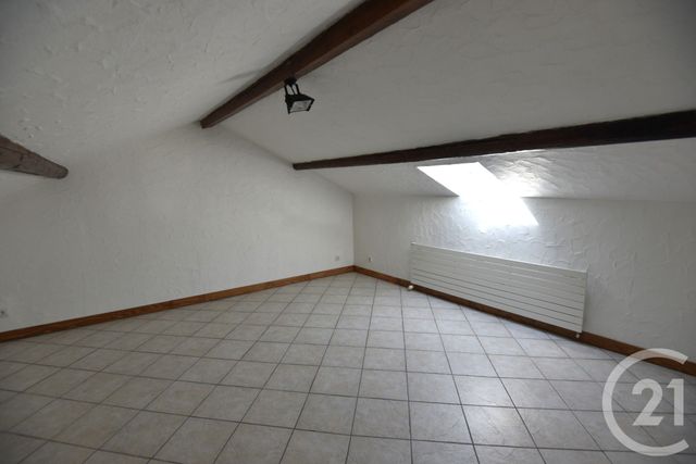 Appartement &agrave; louer - 7 pi&egrave;ces - 200 m2 - Luttange - 57 - LORRAINE