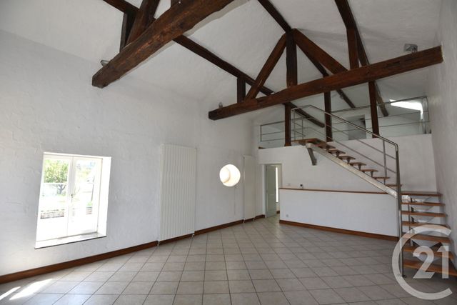 Appartement &agrave; louer - 7 pi&egrave;ces - 200 m2 - Luttange - 57 - LORRAINE
