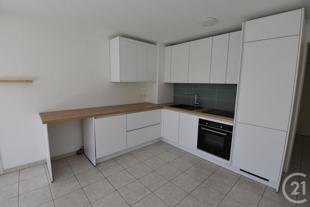 Appartement F3 &agrave; louer - 3 pi&egrave;ces - 55,64 m2 - Metz - 57 - LORRAINE