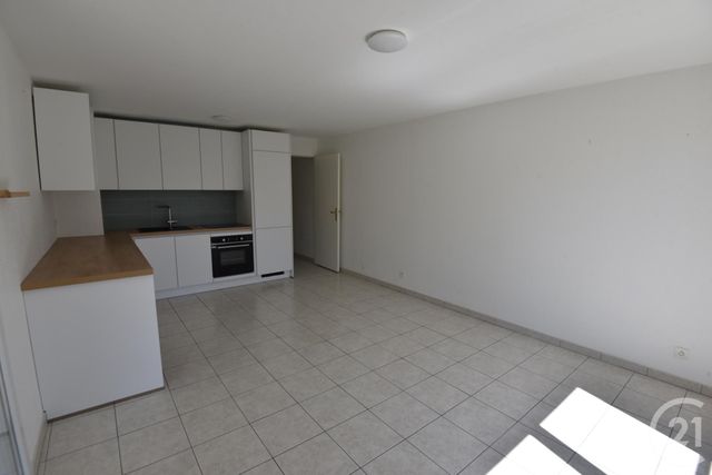 Appartement F3 &agrave; louer - 3 pi&egrave;ces - 55,64 m2 - Metz - 57 - LORRAINE
