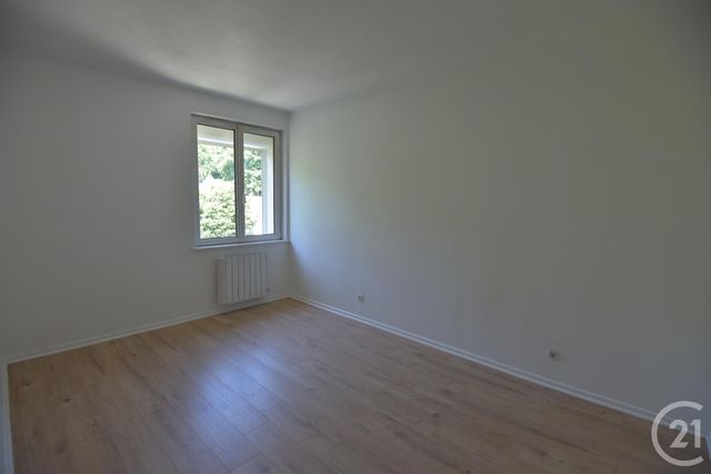 Appartement F3 &agrave; louer - 3 pi&egrave;ces - 64,25 m2 - Marange Silvange - 57 - LORRAINE