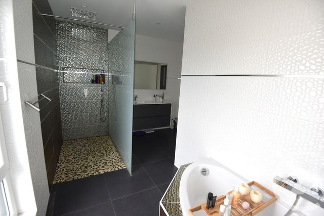 Maison &agrave; vendre - 7 pi&egrave;ces - 194 m2 - Yutz - 57 - LORRAINE
