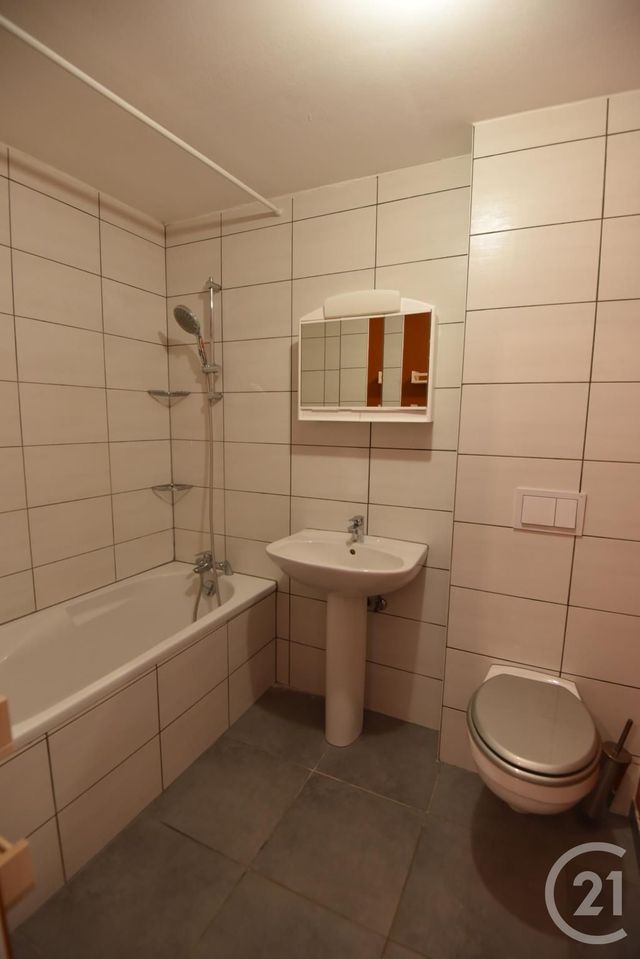 Appartement F3 &agrave; louer - 3 pi&egrave;ces - 59 m2 - Redange - 57 - LORRAINE