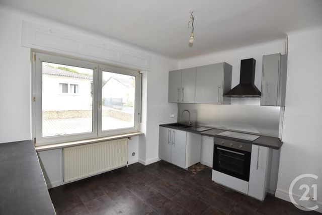 Maison &agrave; louer - 4 pi&egrave;ces - 77,45 m2 - Boust - 57 - LORRAINE