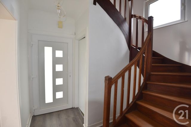 Maison &agrave; louer - 4 pi&egrave;ces - 77,45 m2 - Boust - 57 - LORRAINE
