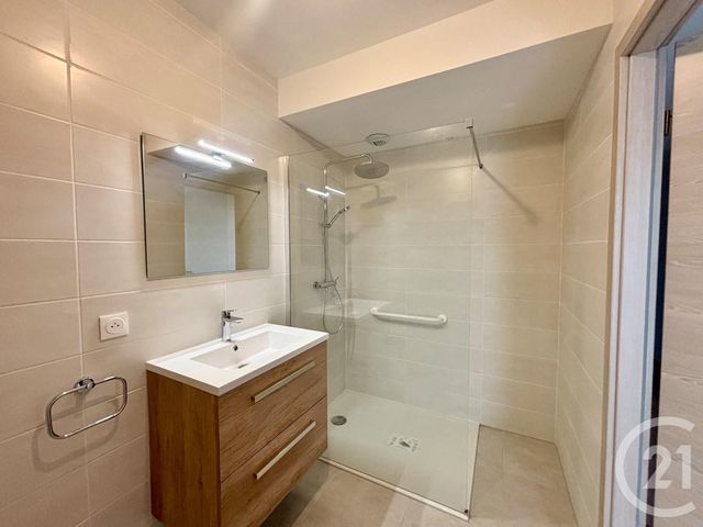 Appartement F3 &agrave; louer - 3 pi&egrave;ces - 68,36 m2 - Basse Ham - 57 - LORRAINE