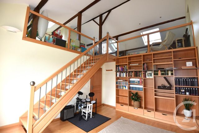 Maison &agrave; louer - 7 pi&egrave;ces - 240,86 m2 - Roussy Le Village - 57 - LORRAINE