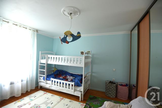 Maison &agrave; louer - 7 pi&egrave;ces - 240,86 m2 - Roussy Le Village - 57 - LORRAINE