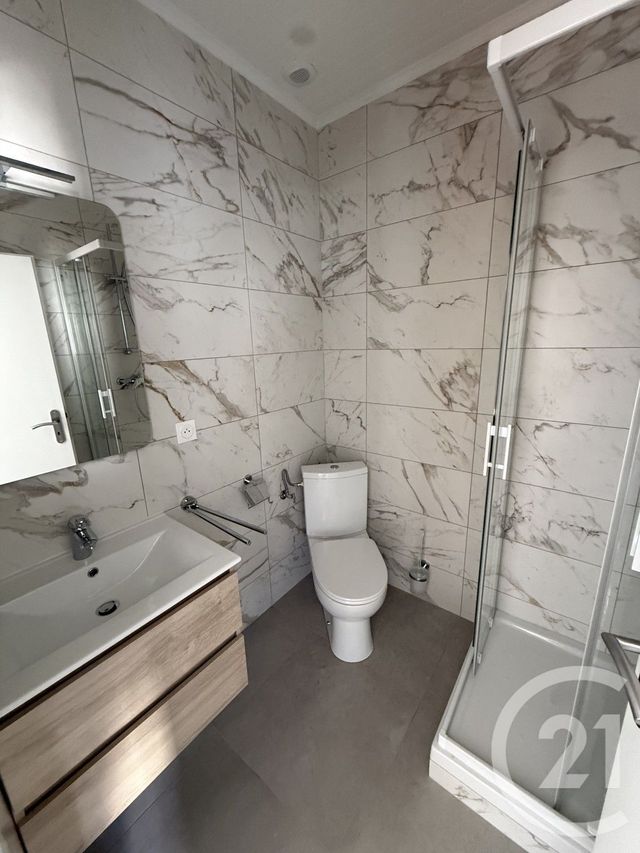 Appartement F2 &agrave; louer - 2 pi&egrave;ces - 47,15 m2 - Montois La Montagne - 57 - LORRAINE