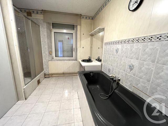 Appartement F3 &agrave; louer - 3 pi&egrave;ces - 91 m2 - Algrange - 57 - LORRAINE
