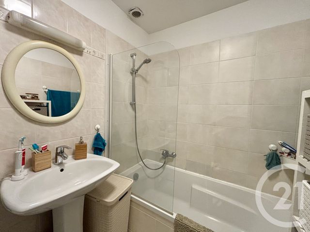 Appartement F3 &agrave; louer - 3 pi&egrave;ces - 69,47 m2 - Clouange - 57 - LORRAINE