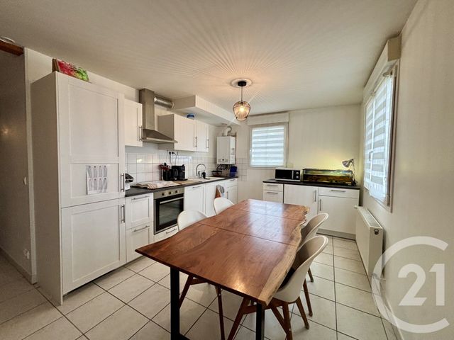 Appartement F3 &agrave; louer - 3 pi&egrave;ces - 69,47 m2 - Clouange - 57 - LORRAINE