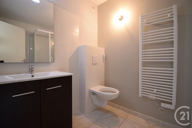 Appartement F2 &agrave; louer - 2 pi&egrave;ces - 59,93 m2 - Saulcy Sur Meurthe - 88 - LORRAINE